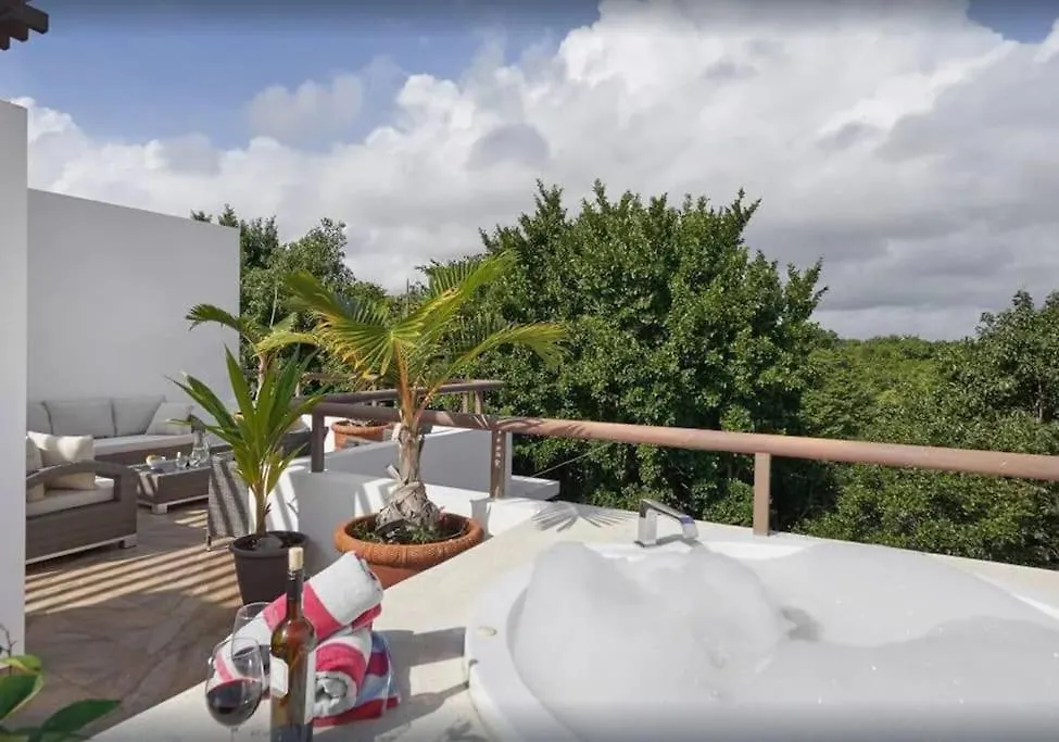 Tranquility Oasis Apartment Chetumal